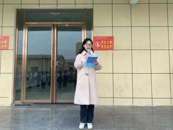 岳陽市江南通信職業(yè)技術(shù)學校,岳陽江南學校,岳陽江南通信學校,岳陽職業(yè)學校